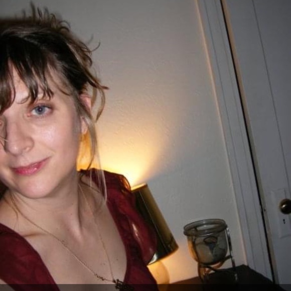 Meet Your Posher - Picture 9 of 13